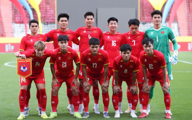 TRỰC TIẾP: U22 Việt Nam đại chiến U22 Thái Lan