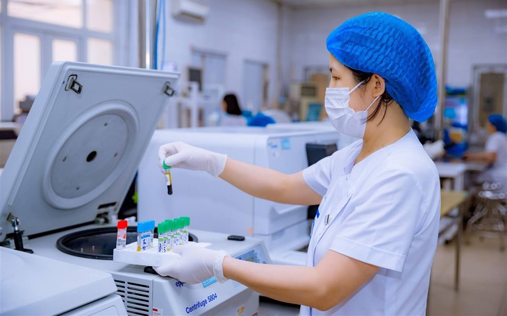 Người bệnh được tiếp cận dịch vụ xét nghiệm đạt chuẩn quốc tế ngay tại tuyến tỉnh- Ảnh 3.