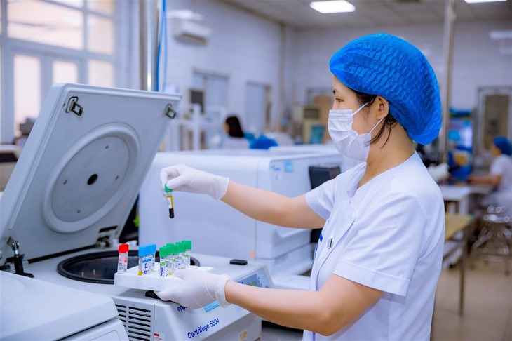 Chuẩn hóa xét nghiệm theo chuẩn quốc tế, hướng tới liên thông kết quả- Ảnh 2. Chuẩn hóa xét nghiệm theo chuẩn quốc tế, hướng tới liên thông kết quả- Ảnh 2.
