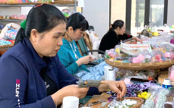 Quy định về thưởng Tết cho người lao động không phải ai cũng biết- Ảnh 2.