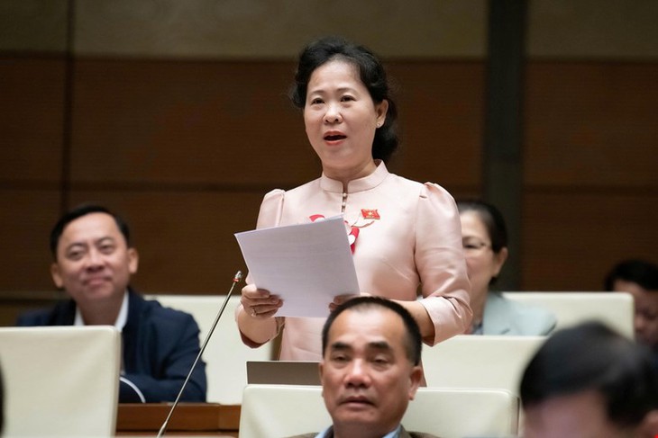 Đại biểu Quốc hội 'hiến kế' kéo dài tuổi thọ nam giới - Ảnh 2. Đại biểu Quốc hội 'hiến kế' kéo dài tuổi thọ nam giới - Ảnh 2.