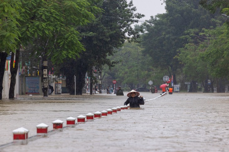 Thiên tai cực đoan gia tăng, chuyên gia cảnh báo quy luật mưa lũ đang đổi khác- Ảnh 1. Thiên tai cực đoan gia tăng, chuyên gia cảnh báo quy luật mưa lũ đang đổi khác- Ảnh 1.