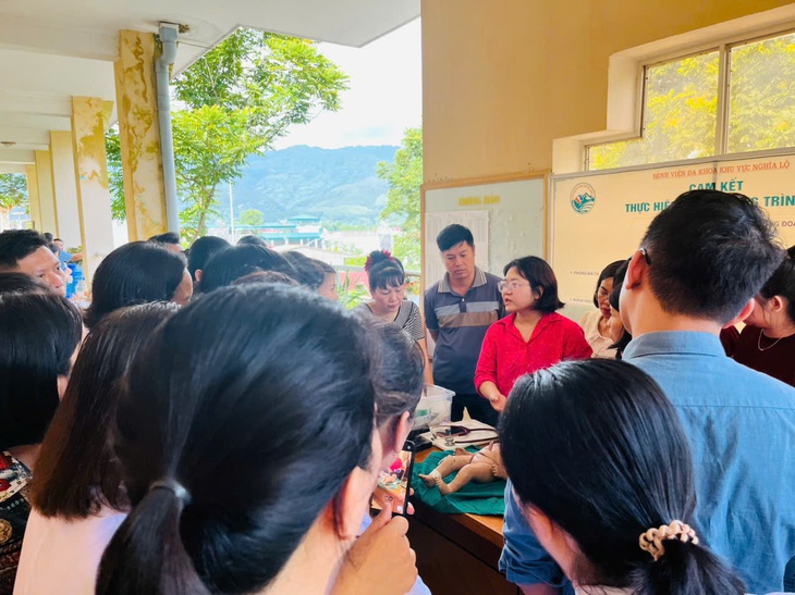 Đưa kỹ thuật cao lên biên giới- Ảnh 2. Đưa kỹ thuật cao lên biên giới- Ảnh 2.