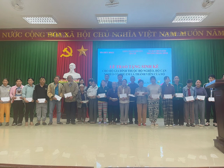 TP Huế: Chăm sóc sức khỏe người nghèo bằng những việc làm cụ thể, thiết thực- Ảnh 1. TP Huế: Chăm sóc sức khỏe người nghèo bằng những việc làm cụ thể, thiết thực- Ảnh 1.