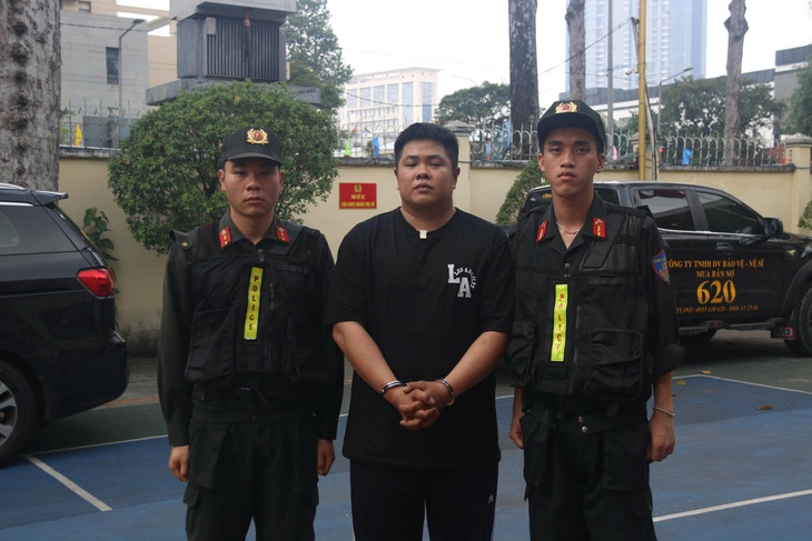 Khởi tố băng nhóm cưỡng đoạt tài sản núp bóng công ty mua bán nợ- Ảnh 5. Khởi tố băng nhóm cưỡng đoạt tài sản núp bóng công ty mua bán nợ- Ảnh 5.