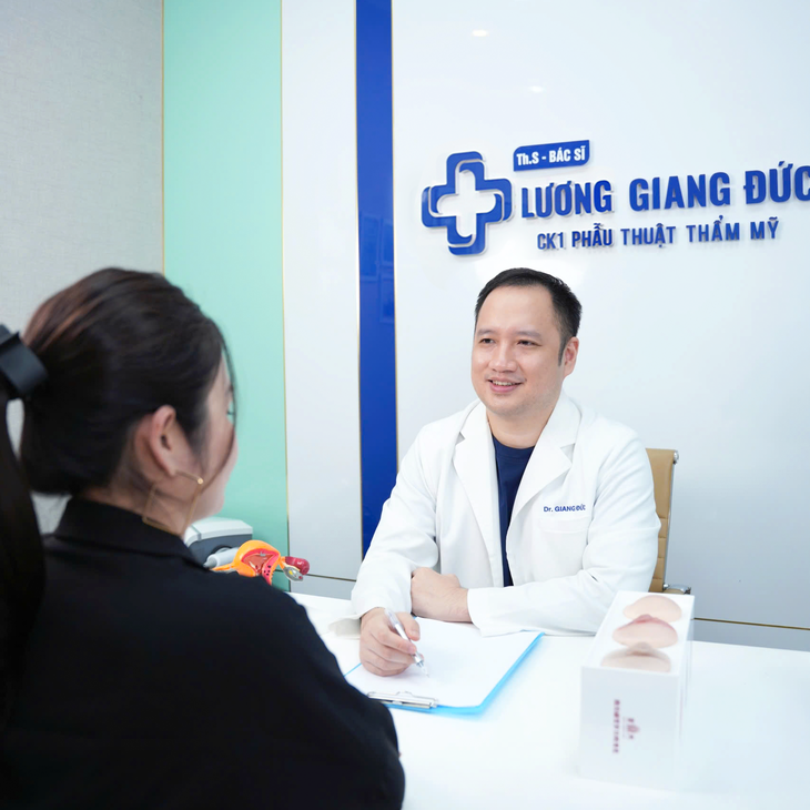 BS. Giang Đức – Chuyên gia tâm lý Đinh Đoàn: Sự phối hợp giữa y khoa và tâm lý trong hành trình chữa lành- Ảnh 1. BS. Giang Đức – Chuyên gia tâm lý Đinh Đoàn: Sự phối hợp giữa y khoa và tâm lý trong hành trình chữa lành- Ảnh 1.