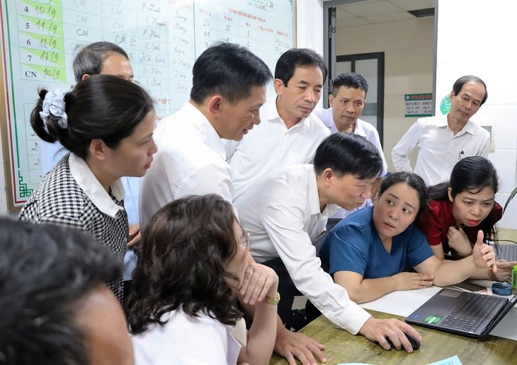 Cơ sở y tế Hà Tĩnh 'ghi điểm' từ đổi mới tinh thần phục vụ- Ảnh 3. Cơ sở y tế Hà Tĩnh 'ghi điểm' từ đổi mới tinh thần phục vụ- Ảnh 3.