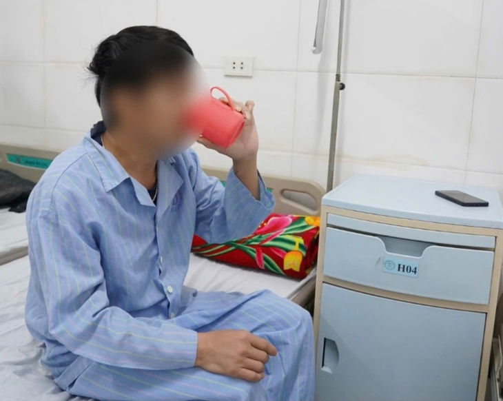 Cấp cứu thành công ca tăng kali máu nguy kịch, đe dọa ngừng tim- Ảnh 2. Cấp cứu thành công ca tăng kali máu nguy kịch, đe dọa ngừng tim- Ảnh 2.