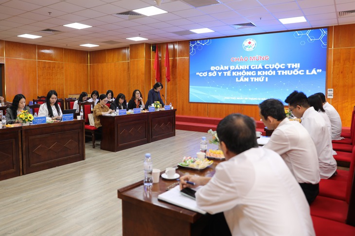 Ghi nhận nỗ lực xây dựng môi trường y tế không khói thuốc tại các bệnh viện- Ảnh 1. Ghi nhận nỗ lực xây dựng môi trường y tế không khói thuốc tại các bệnh viện- Ảnh 1.