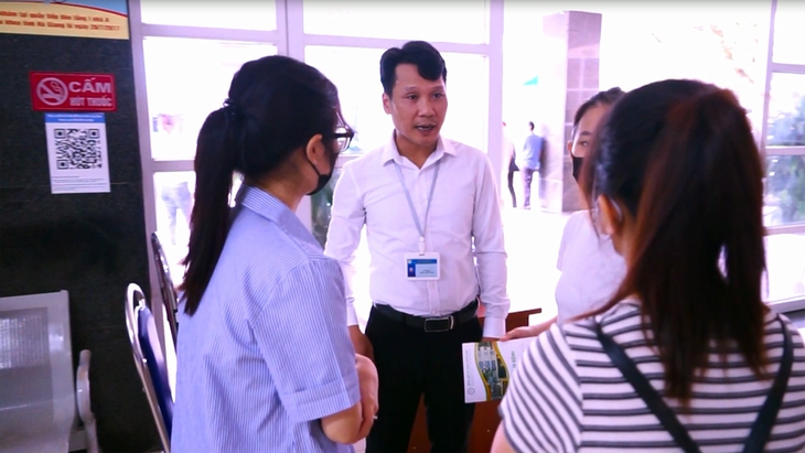 Cuộc thi 'Cơ sở y tế không khói thuốc lá': Không gian điều trị trong lành giúp nâng cao chất lượng khám, chữa bệnh- Ảnh 2. Cuộc thi 'Cơ sở y tế không khói thuốc lá': Không gian điều trị trong lành giúp nâng cao chất lượng khám, chữa bệnh- Ảnh 2.