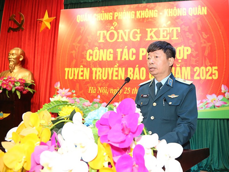 Báo Sức khỏe và Đời sống góp phần lan tỏa hình ảnh người lính Không quân trong thời kỳ mới- Ảnh 1. Báo Sức khỏe và Đời sống góp phần lan tỏa hình ảnh người lính Không quân trong thời kỳ mới- Ảnh 1.