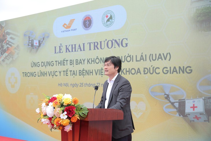 Bệnh viện đầu tiên thí điểm dùng thiết bị bay không người lái vận chuyển bệnh phẩm, thuốc- Ảnh 1.