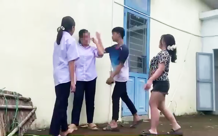 Diễn biến mới vụ nữ sinh lớp 8 ở Đà Nẵng bị đánh hội đồng