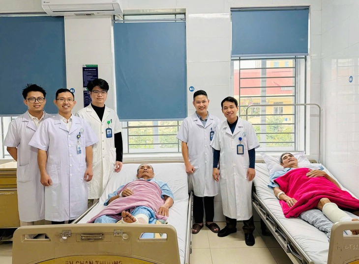 Liên tiếp nối thành công hai ca đứt lìa cổ chân- Ảnh 1.