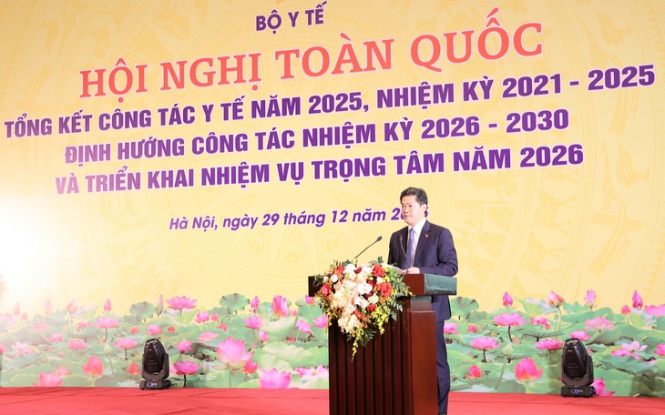 Bộ Y tế bãi bỏ 5 thủ tục hành chính nội bộ về Thi đua, khen thưởng- Ảnh 1.