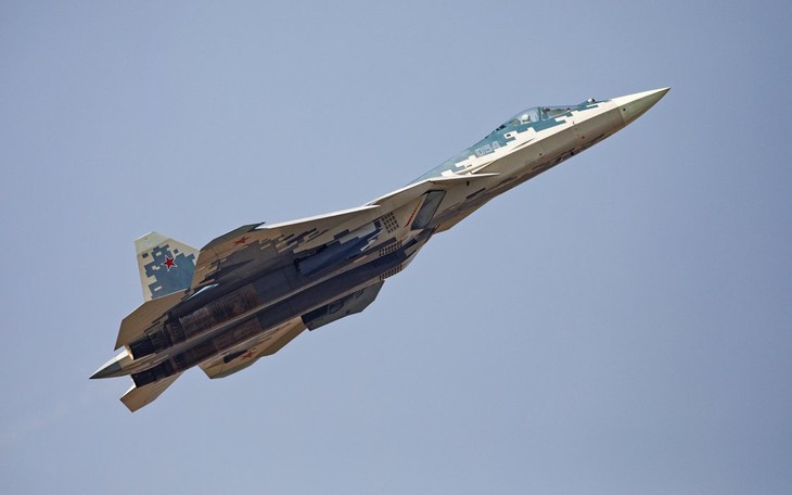 Vì sao Ấn Độ "thiếu tin tưởng" tiêm kích Su-57 của Nga?