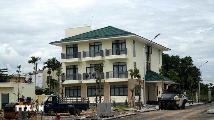 Đối tượng thuê nhà ở công vụ tại địa phương thuộc diện sắp xếp đơn vị hành chính- Ảnh 1.