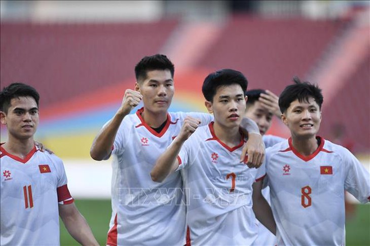 Đình Bắc lập cú đúp, U22 Việt Nam giành 3 điểm trong trận ra quân- Ảnh 7. Đình Bắc lập cú đúp, U22 Việt Nam giành 3 điểm trong trận ra quân- Ảnh 7.