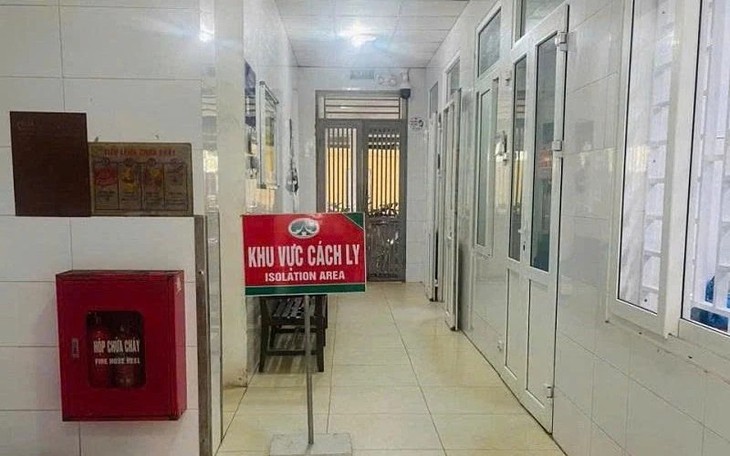 Diễn biến mới sức khỏe 21 F1 tiếp xúc ca viêm màng não mô cầu tử vong- Ảnh 2.