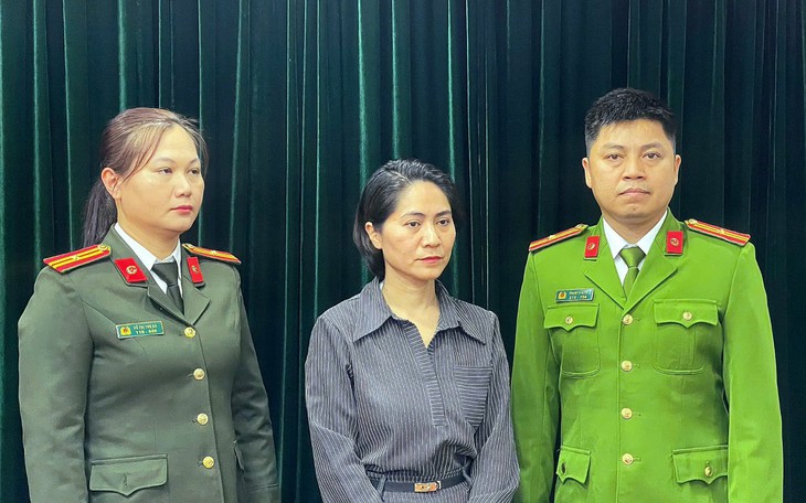 Show 'Về đây bốn cánh chim trời' bị huỷ: Khán giả mua vé có đòi lại được tiền?- Ảnh 3.