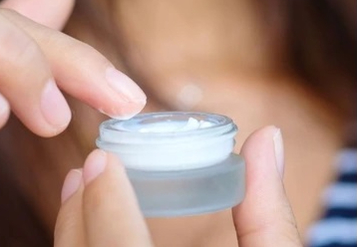 Bộ Y tế đề xuất siết quản lý mỹ phẩm, tăng hậu kiểm và trách nhiệm doanh nghiệp- Ảnh 1. Bộ Y tế đề xuất siết quản lý mỹ phẩm, tăng hậu kiểm và trách nhiệm doanh nghiệp- Ảnh 1.