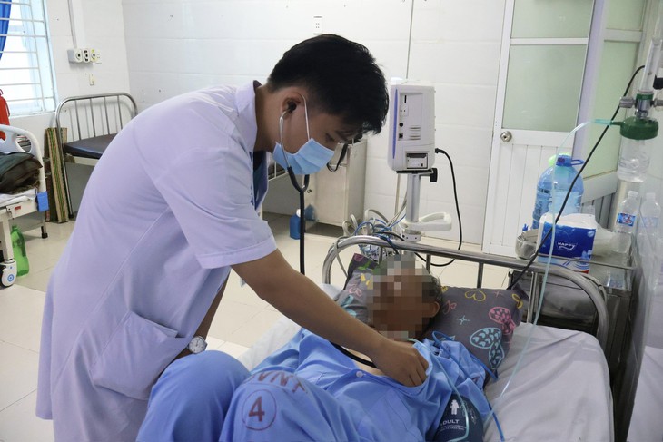 Bệnh viện tuyến tỉnh cứu sống hai ca tim mạch cận kề cửa tử- Ảnh 1. Bệnh viện tuyến tỉnh cứu sống hai ca tim mạch cận kề cửa tử- Ảnh 1.