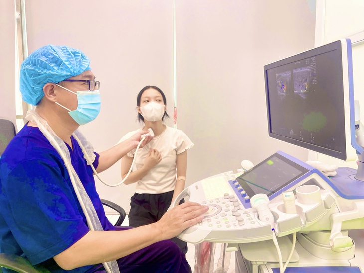 Trung tâm Kiểm soát bệnh tật tỉnh Hưng Yên chủ động kiểm soát dịch bệnh, nâng cao chất lượng khám bệnh dự phòng và xét nghiệm đạt chuẩn ISO- Ảnh 2. Trung tâm Kiểm soát bệnh tật tỉnh Hưng Yên chủ động kiểm soát dịch bệnh, nâng cao chất lượng khám bệnh dự phòng và xét nghiệm đạt chuẩn ISO- Ảnh 2.