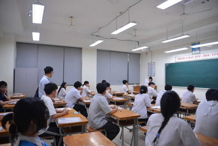 Hà Nội: Hủy kết quả thi, thu hồi bằng tốt nghiệp THPT của thí sinh gian lận- Ảnh 1.