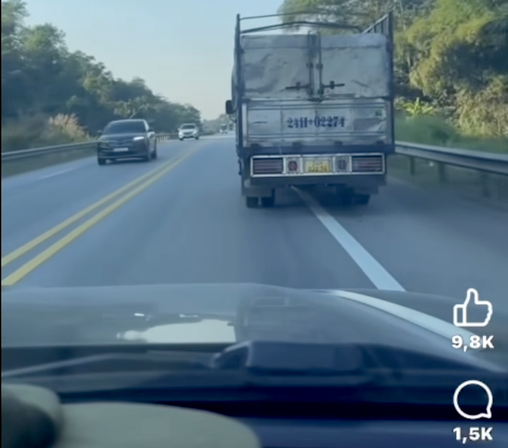 CSGT nói gì vụ xe tải bị nghi 'chim mồi' trên cao tốc Nội Bài - Lào Cai?- Ảnh 2.