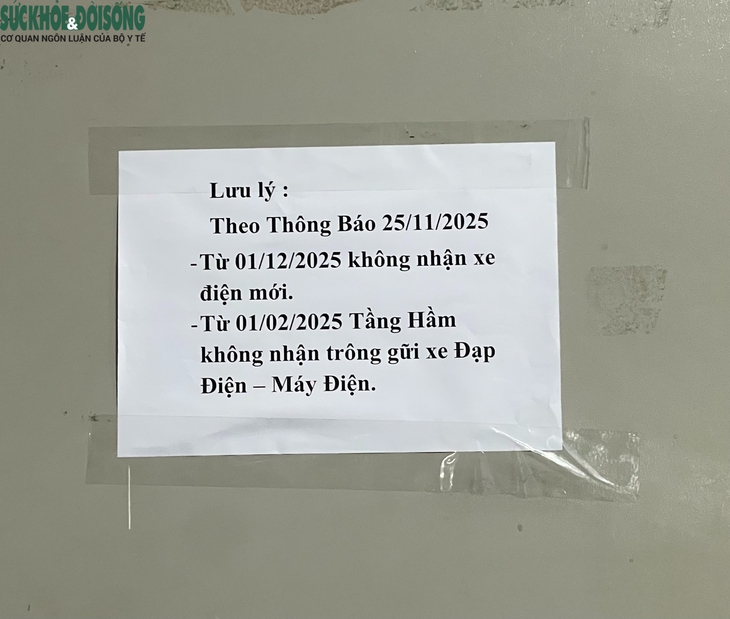 UBND phường yêu cầu hủy lệnh cấm, chung cư HH Linh Đàm vẫn dừng nhận xe điện- Ảnh 2.