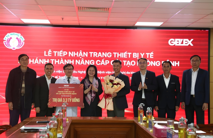 Y tế Nghệ An tiếp nhận hơn 3,3 tỷ đồng trang thiết bị thiết yếu- Ảnh 1.