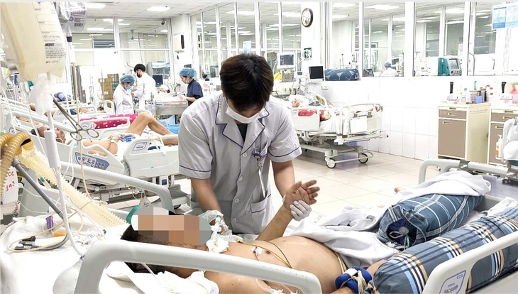 Nhiễm nấm phổi khi mắc cúm A, một người nguy kịch- Ảnh 2.