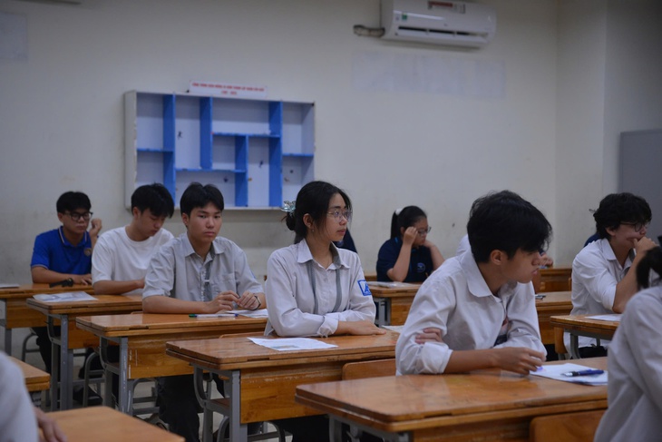 Học sinh lớp 12 chọn tập trung thế mạnh thay vì ôm đồm phương thức xét tuyển- Ảnh 1.