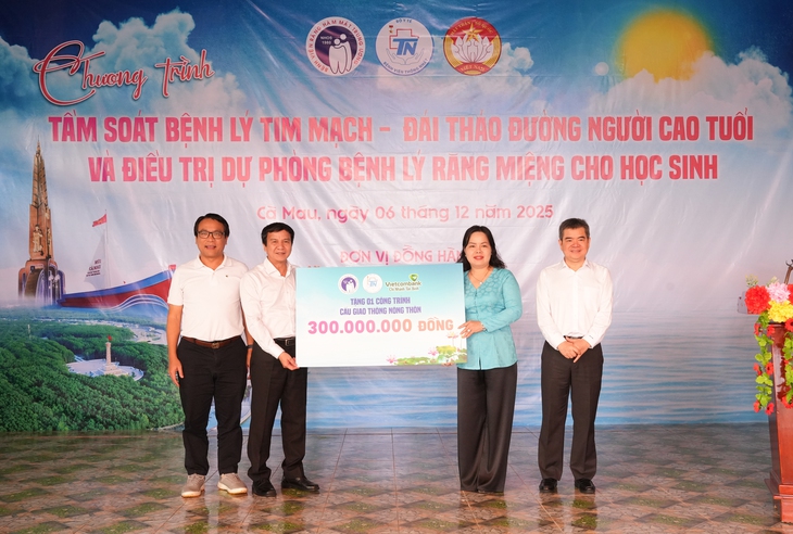 1000 người dân Cà Mau được tầm soát bệnh tim mạch, đái tháo đường và chăm sóc răng miệng miễn phí- Ảnh 3.