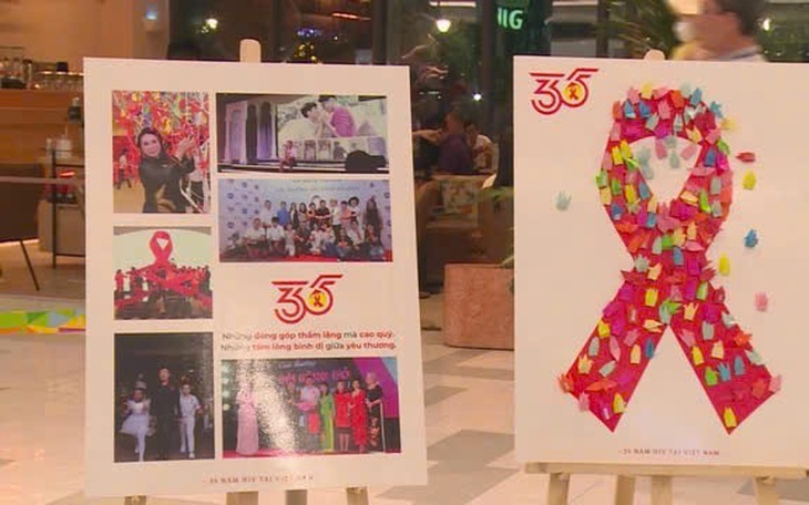 Lễ trao Giải Báo chí phòng, chống HIV/AIDS 2025: Hoàn tất tổng duyệt, chuẩn bị cho đêm vinh danh tối nay- Ảnh 1.