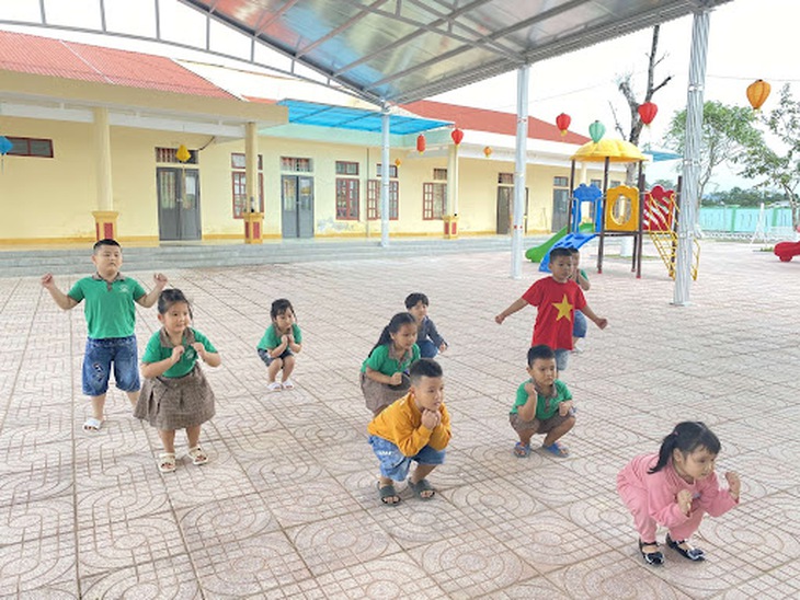 Báo động thừa cân, béo phì học đường: Mối nguy âm thầm đe dọa thế hệ tương lai- Ảnh 2.