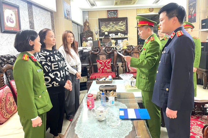 Lý do vợ chồng tiệm vàng Kim Chung lớn nhất Thanh Hóa bị bắt- Ảnh 2.