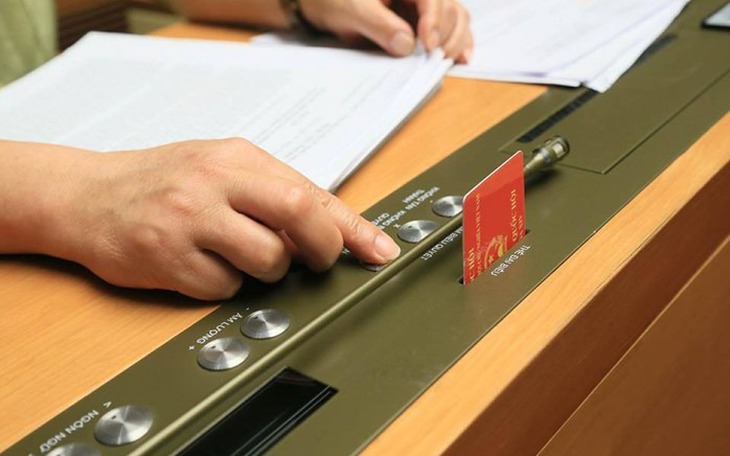 Hôm nay, Quốc hội biểu quyết thông qua Luật Phòng bệnh, Luật Dân số và 33 luật, nghị quyết khác