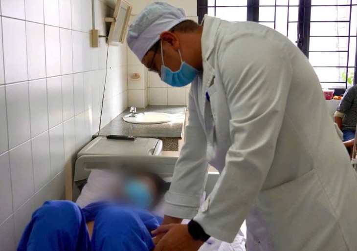 Cứu bệnh nhân viêm tụy có nang lớn bằng kỹ thuật lần đầu được thực hiện ở Đồng bằng sông Cửu Long- Ảnh 1. Cứu bệnh nhân viêm tụy có nang lớn bằng kỹ thuật lần đầu được thực hiện ở Đồng bằng sông Cửu Long- Ảnh 1.