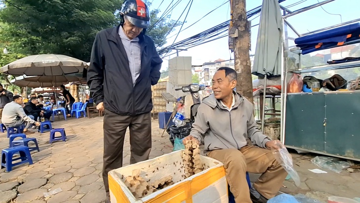Chợ của người mê chim ở Hà Nội có gì lạ? - Ảnh 13.