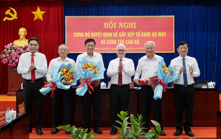 Bình Dương: Điều động, chỉ định Trưởng ban Tuyên giáo Tỉnh ủy làm Bí thư Thành ủy Dĩ An- Ảnh 1. Bình Dương: Điều động, chỉ định Trưởng ban Tuyên giáo Tỉnh ủy làm Bí thư Thành ủy Dĩ An- Ảnh 1.