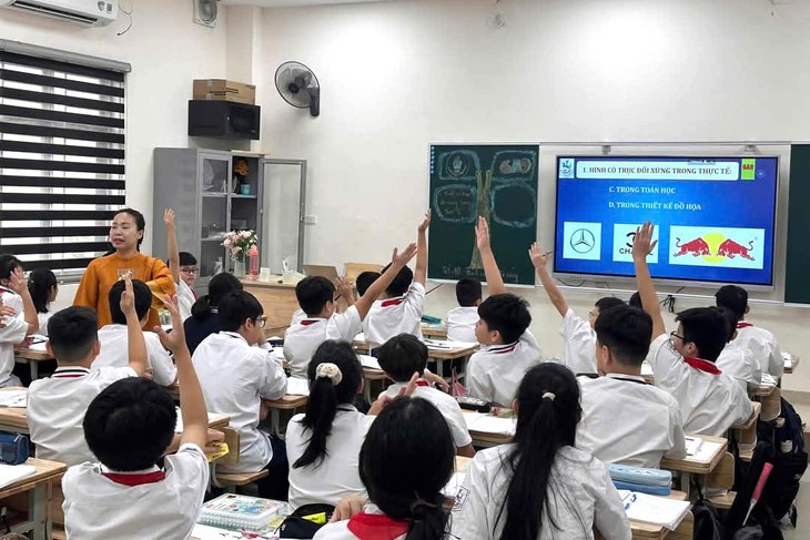 Băn khoăn kinh phí chi trả cho giáo viên dạy phụ đạo trong nhà trường- Ảnh 1. Băn khoăn kinh phí chi trả cho giáo viên dạy phụ đạo trong nhà trường- Ảnh 1.