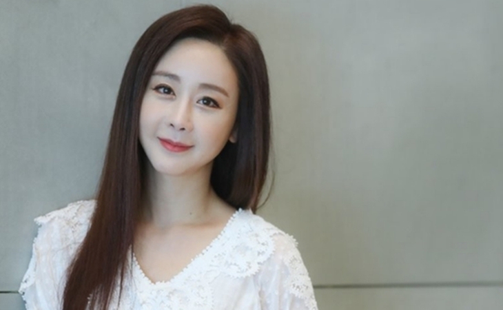 Mỹ nhân phim Sex is zero tuổi 48 vẫn trẻ đẹp nhờ thói quen không phải ai cũng làm được- Ảnh 3. Mỹ nhân phim Sex is zero tuổi 48 vẫn trẻ đẹp nhờ thói quen không phải ai cũng làm được- Ảnh 3.