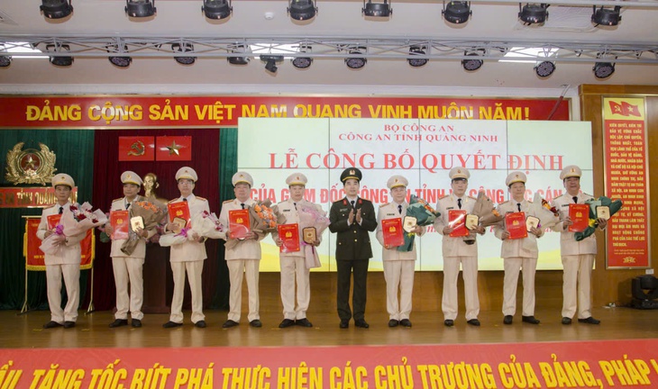 Nhiều lãnh đạo cấp phòng Công an tỉnh Quảng Ninh xin nghỉ trước tuổi- Ảnh 1.