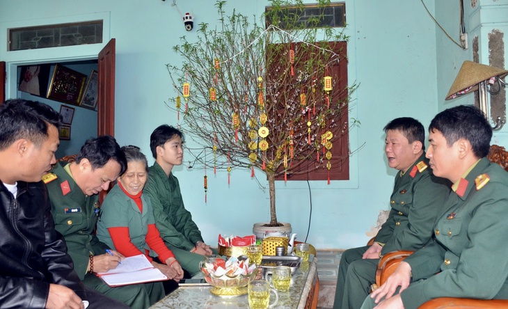 Nghệ An có gần 1.000 thanh niên viết đơn tình nguyện lên đường nhập ngũ- Ảnh 1.