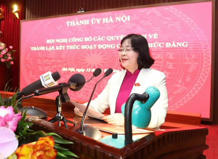 Hà Nội công bố các quyết định về công tác cán bộ và các tổ chức Đảng mới- Ảnh 1.