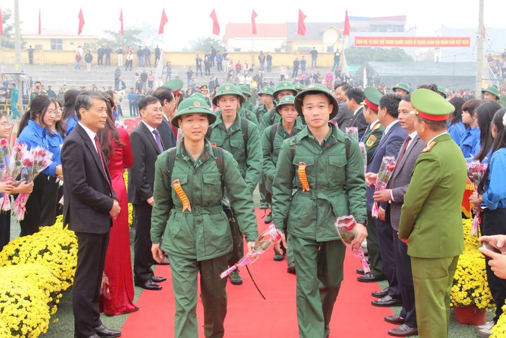 Hải Phòng hoàn thành 100% chỉ tiêu tuyển quân năm 2025 nhờ đổi mới cách làm- Ảnh 2. Hải Phòng hoàn thành 100% chỉ tiêu tuyển quân năm 2025 nhờ đổi mới cách làm- Ảnh 2.