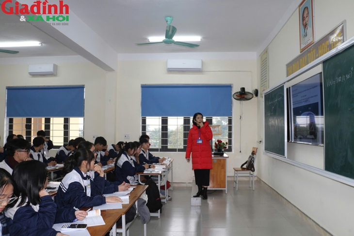 Nghệ An: Nhiều hiệu trưởng băn khoăn khi trường dừng dạy thêm, học thêm- Ảnh 4. Nghệ An: Nhiều hiệu trưởng băn khoăn khi trường dừng dạy thêm, học thêm- Ảnh 4.