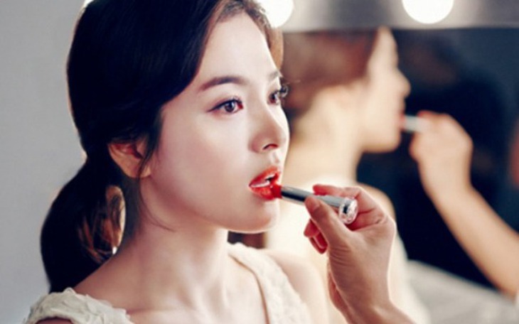 Xem phim Sex and the City mới thấy phụ nữ nếu cố thể hiện điều này đến một lúc sẽ ngã quỵ, không lối thoát- Ảnh 2. Xem phim Sex and the City mới thấy phụ nữ nếu cố thể hiện điều này đến một lúc sẽ ngã quỵ, không lối thoát- Ảnh 2.