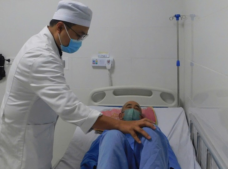 Chào mừng 70 năm Ngày Thầy thuốc Việt Nam: BVĐK Trung ương Cần Thơ làm chủ kỹ thuật tim mạch tiên tiến - Ảnh 1. Chào mừng 70 năm Ngày Thầy thuốc Việt Nam: BVĐK Trung ương Cần Thơ làm chủ kỹ thuật tim mạch tiên tiến - Ảnh 1.
